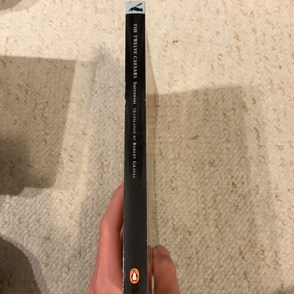 The Twelve Caesars penguin classics book - Picture 3 of 3